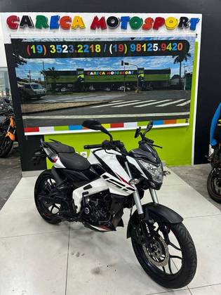 BAJAJ DOMINAR 160 
